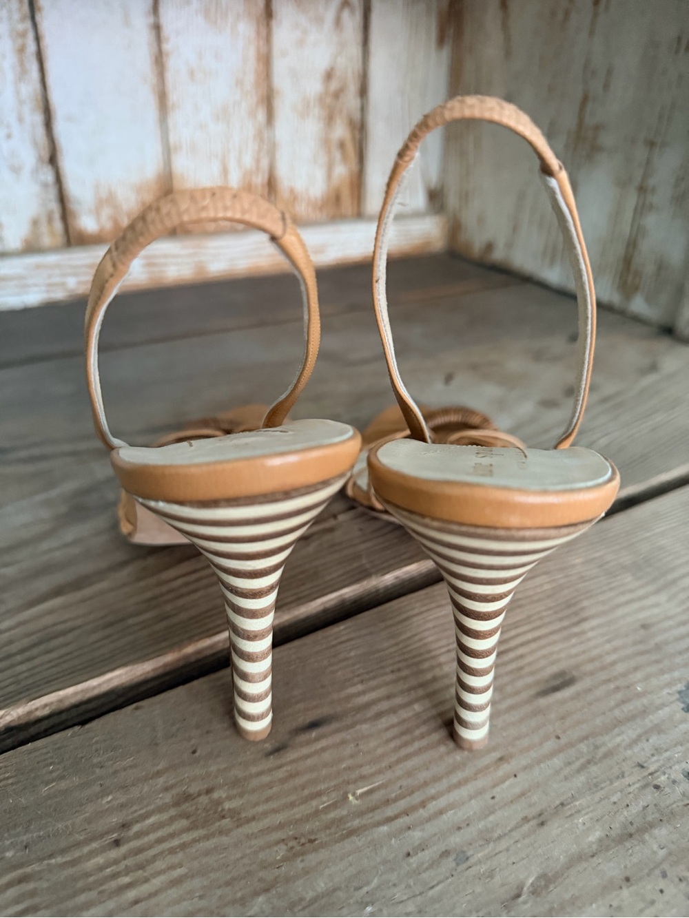 kate spade Tan Slingback Sandals with Woven Ring Detail Size 8N - Picture 4 of 5
